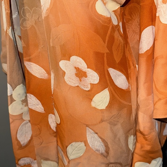 Vintage Orange & Cream Floral Silk Kimono - Picture 4 of 9